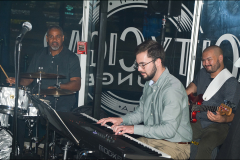 1080-MFW23-Harvey-Rohrer-Kasha