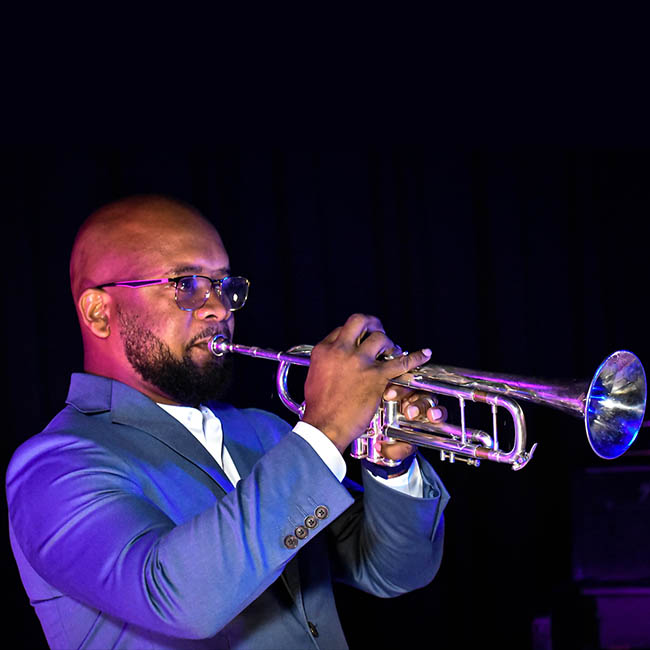 Schelvin D. Robinson